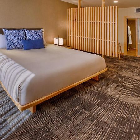 Hotel Galeria Plaza Irapuato Extérieur photo