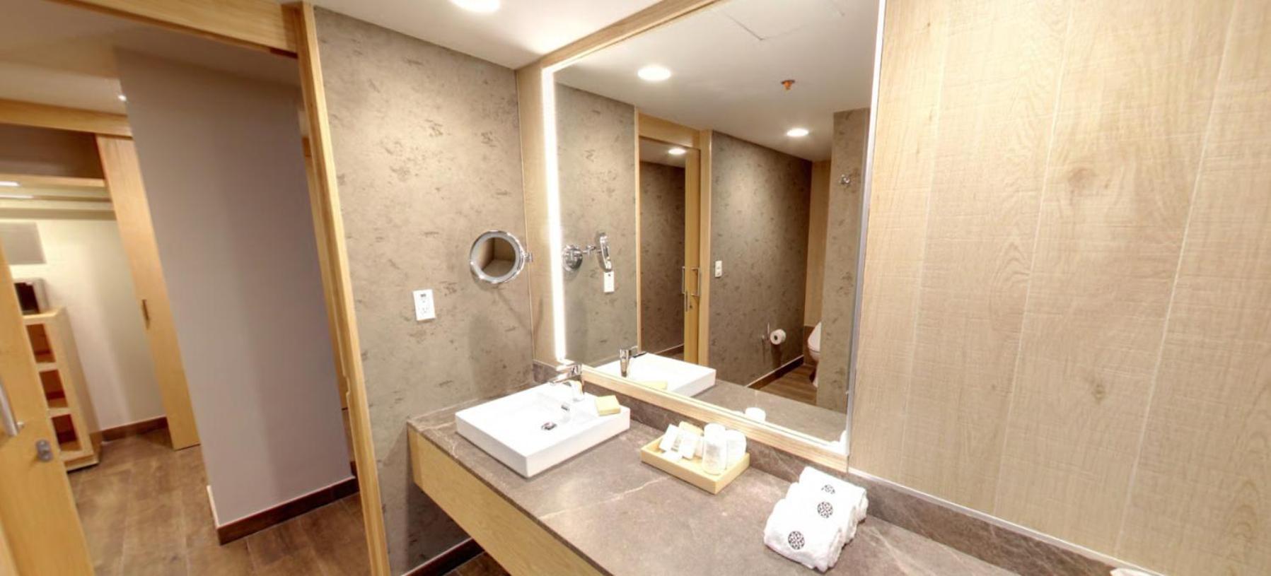 Hotel Galeria Plaza Irapuato Extérieur photo